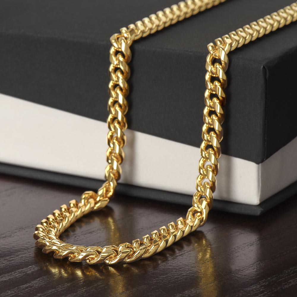 “Men’s silver Cuban link chain displayed in gift box with heartfelt ‘To My Husband’ message card from wife.”
