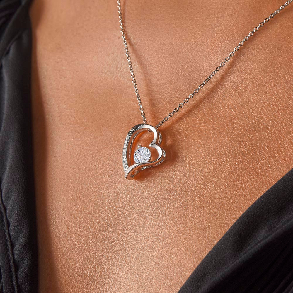 “Forever Love Necklace with heart‑shaped pendant and center stone displayed in gift box with ‘To My Daughter’ message card from Dad.”