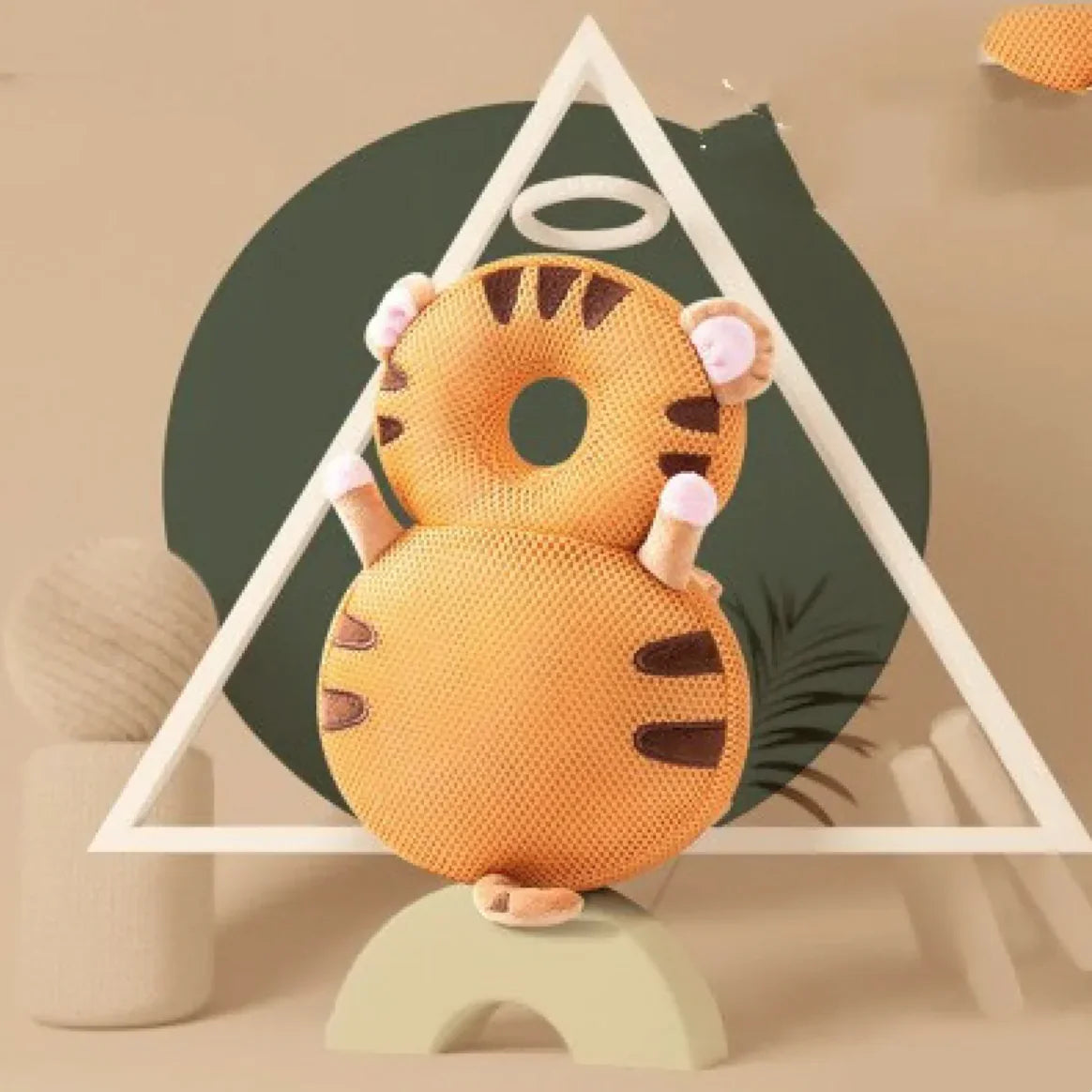 “Tiger‑shaped toddler head protection pad with soft, plush cushioning and breathable design for protecting little ones during falls.”